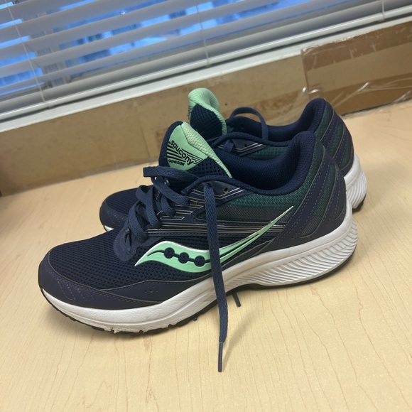 Saucony Women's Running Shoes Women size 9 - Picture 2 of 8